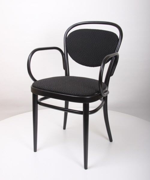 Thonet_215_PF_Sessel_(EMT102)