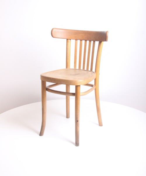 Thonet_Holzstuhl_(EMT127)
